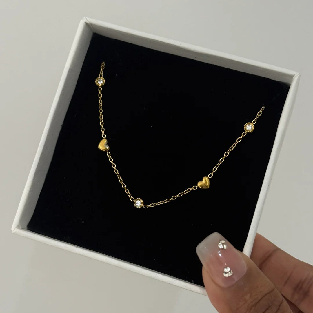 Dainty delica chain
