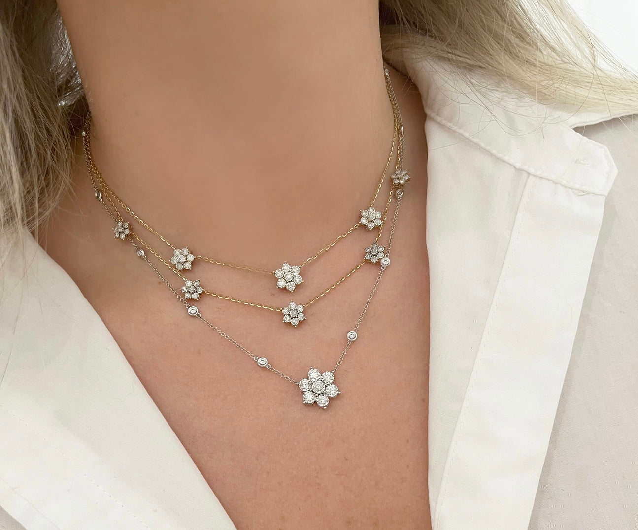 Hannah 5 Flower Necklace
