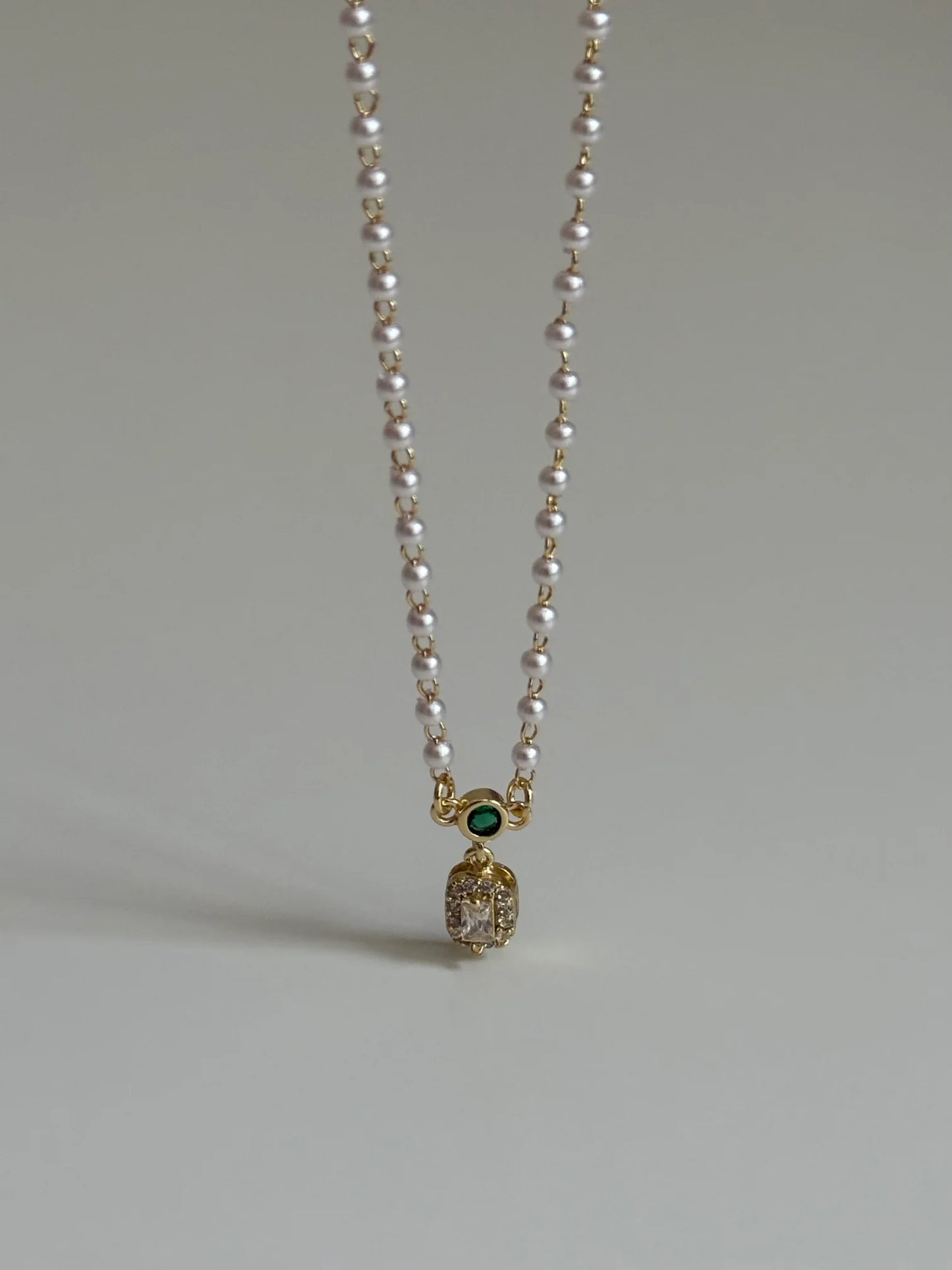 Gemi Pearl Necklace