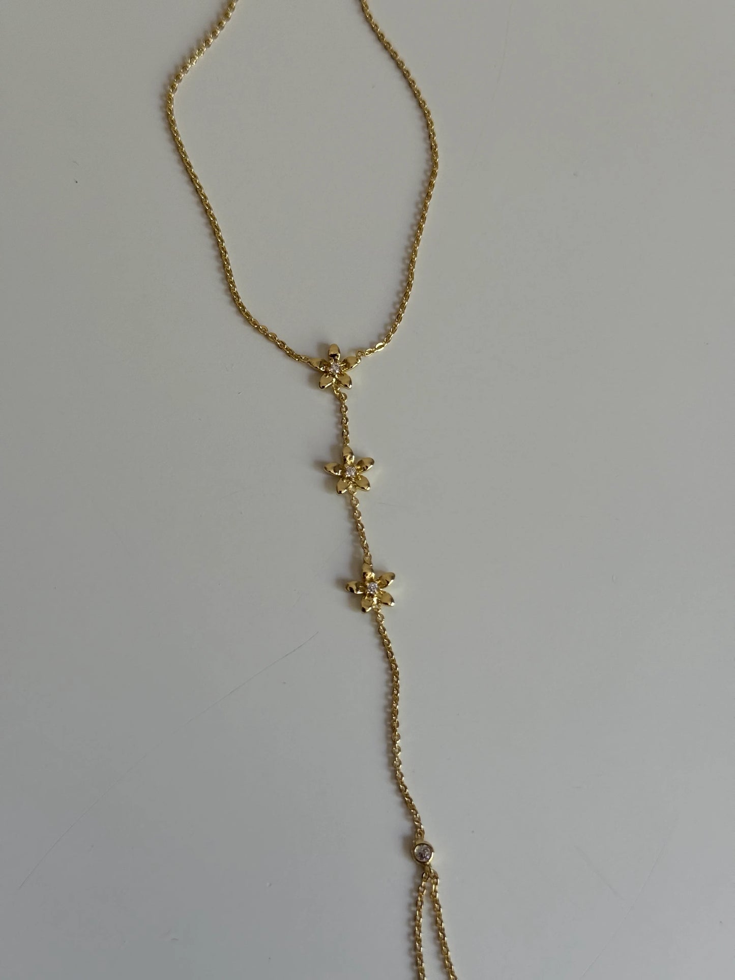 Azalea Handchain
