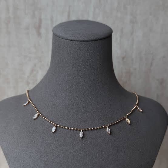 Pear solitaire Necklace