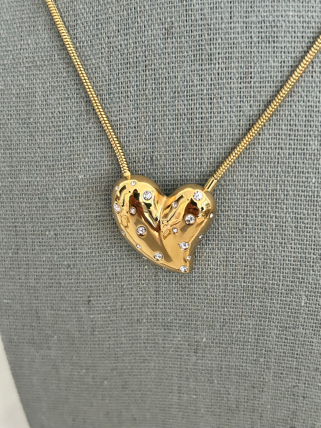 Amour paved Necklace