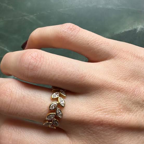 Leaf Band Ring