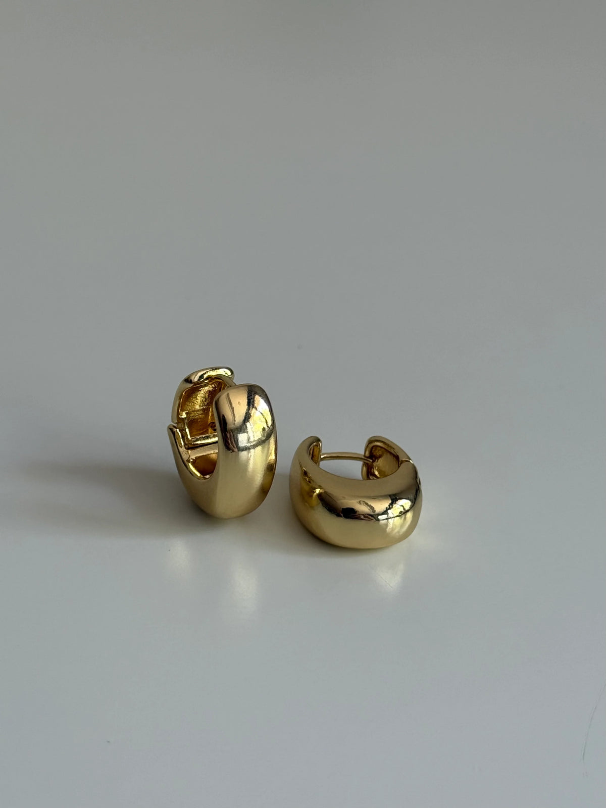 Oro Hoops