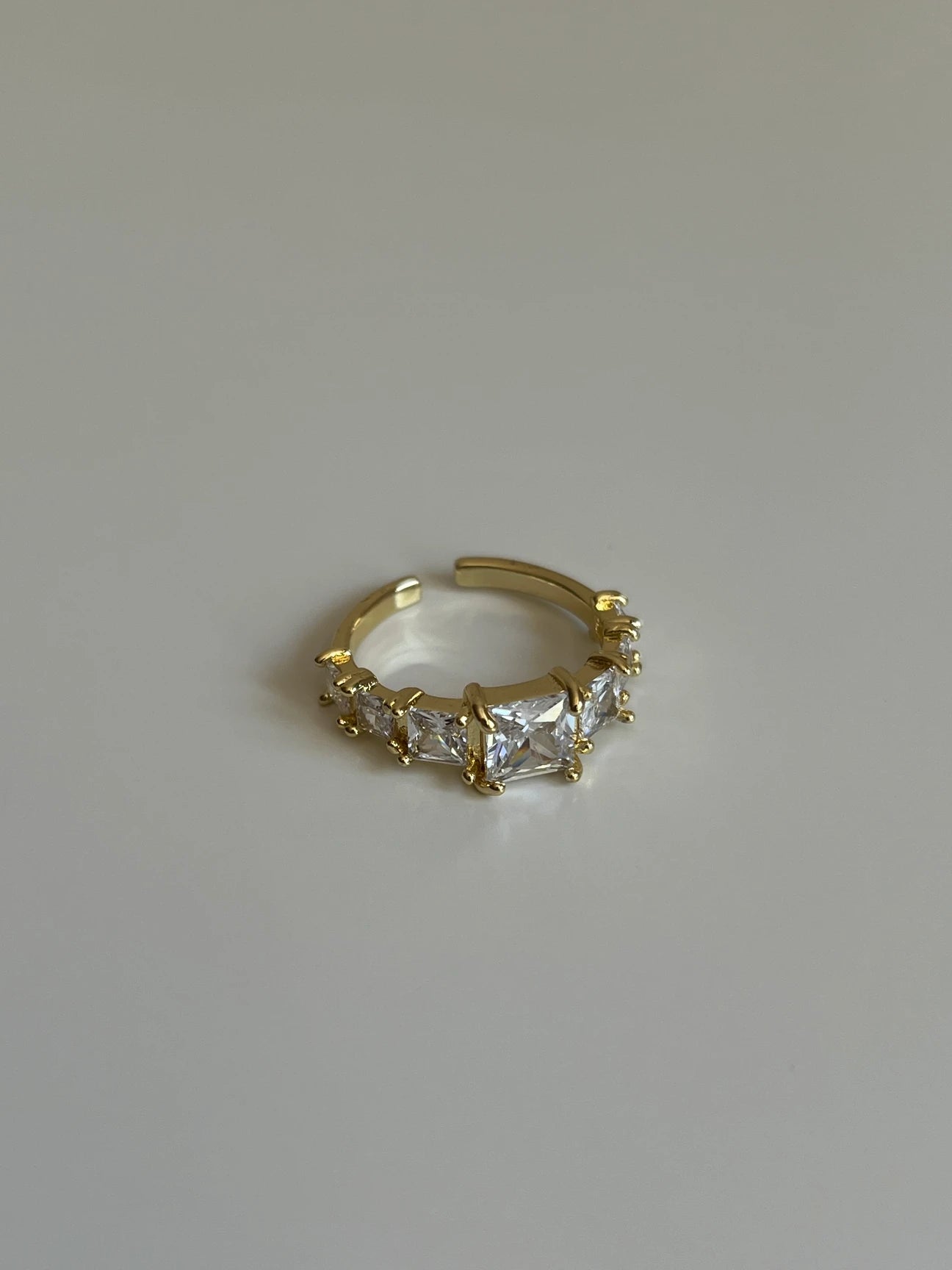 Essenti Ring