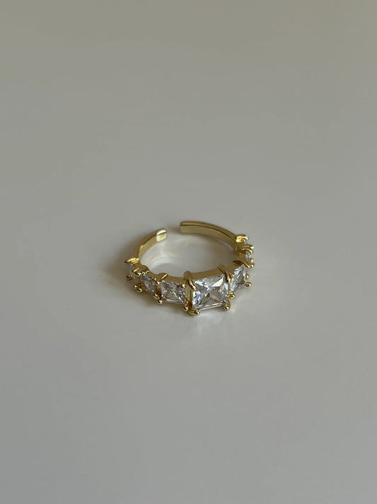 Essenti Ring
