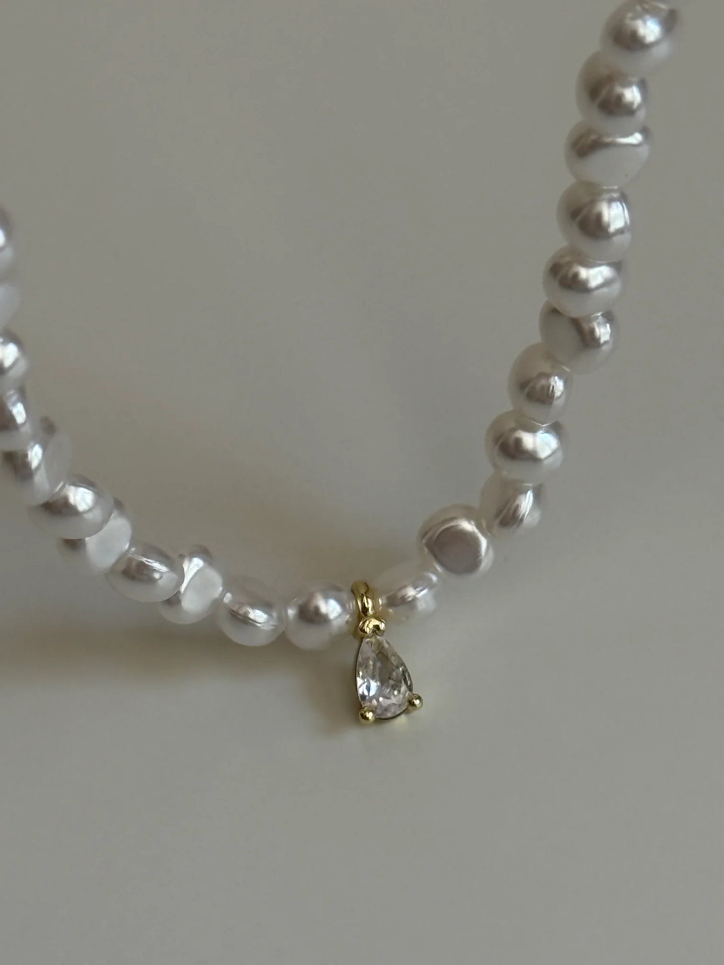 Pearl drop Necklace