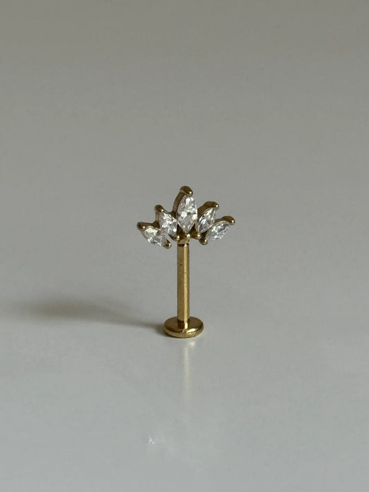 Vertical grace stud