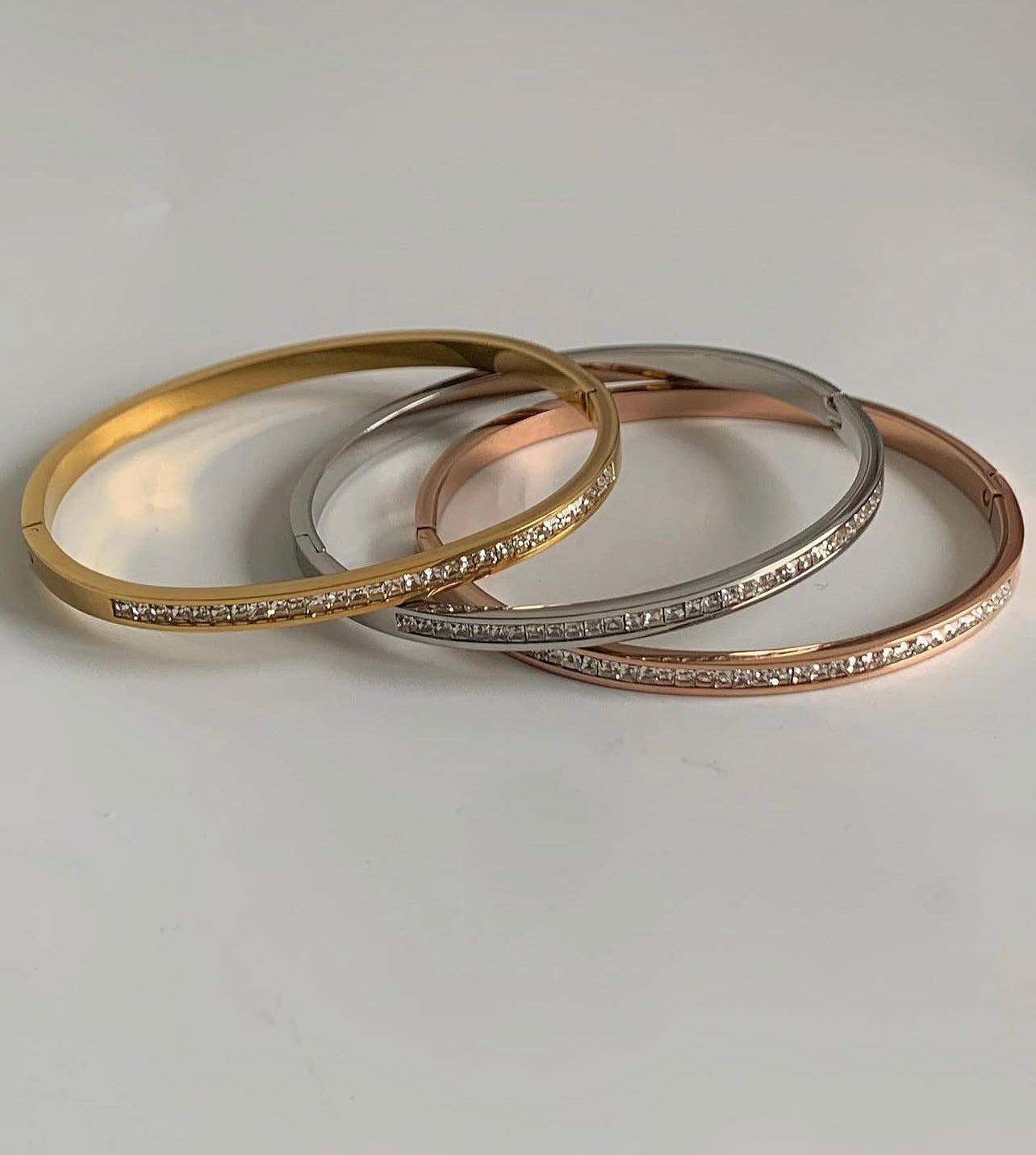 Zircon cuff bracelet