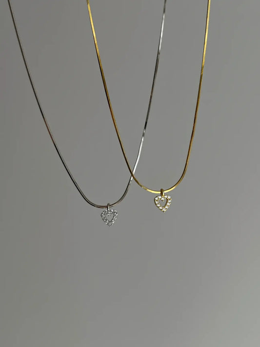 Elyra Necklace