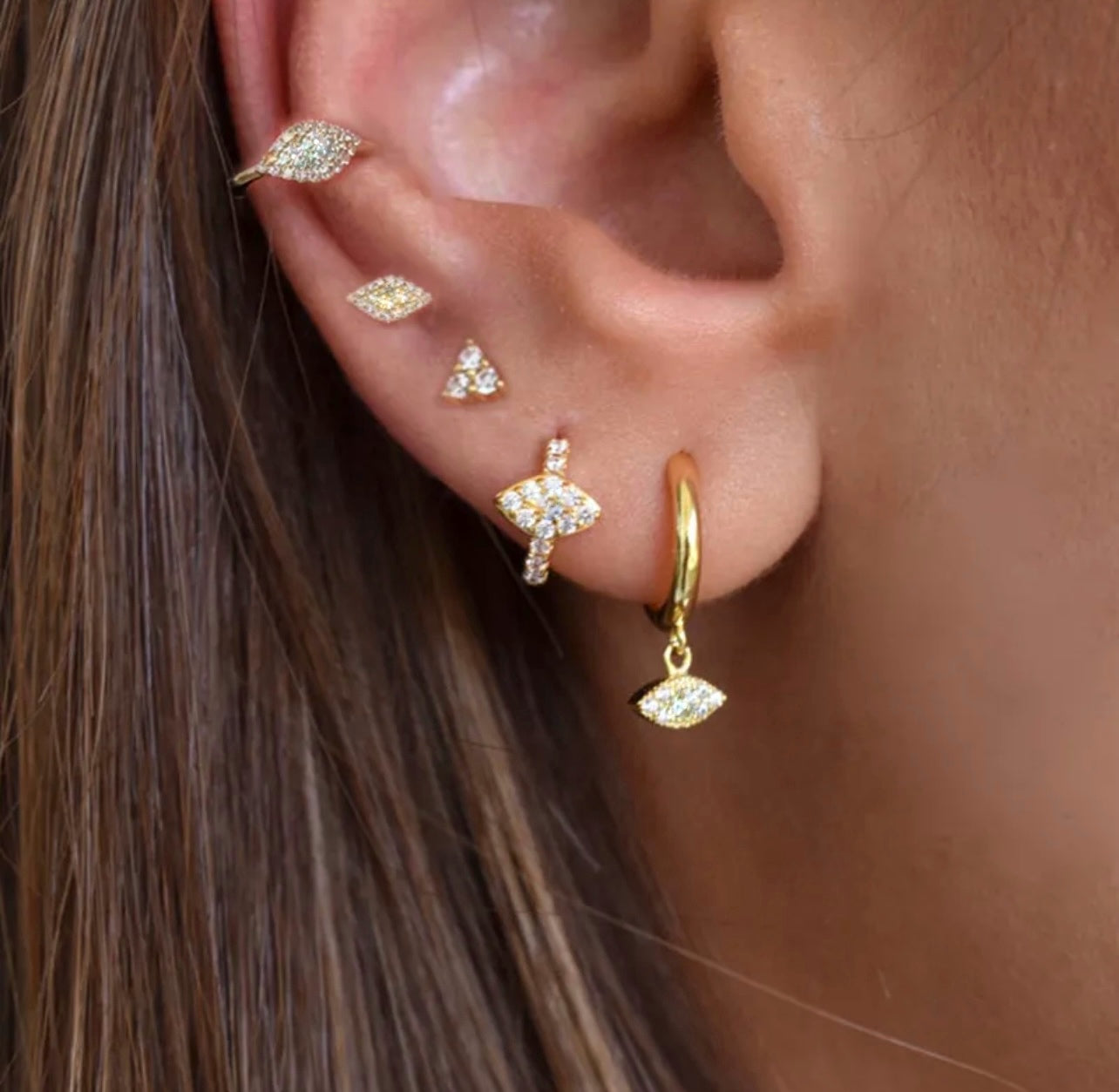 Zirconia evil eye huggie