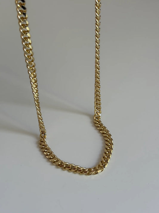 Curb necklace