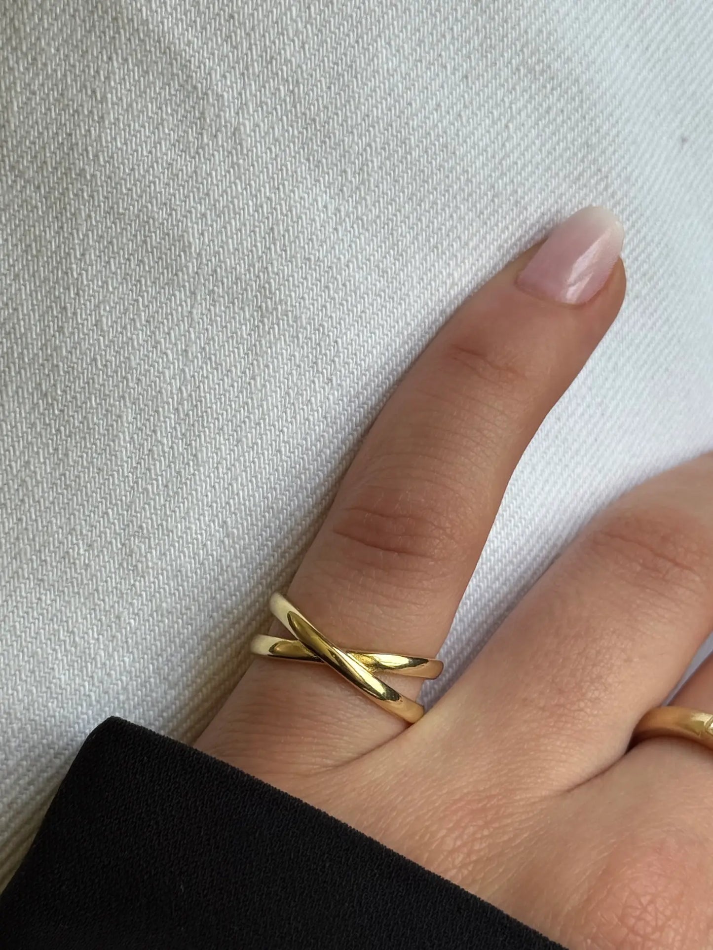 Cross ring