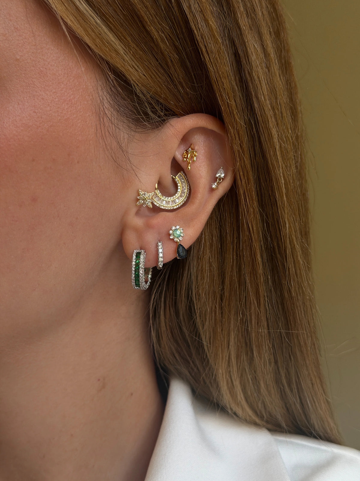 Avenza Hoops