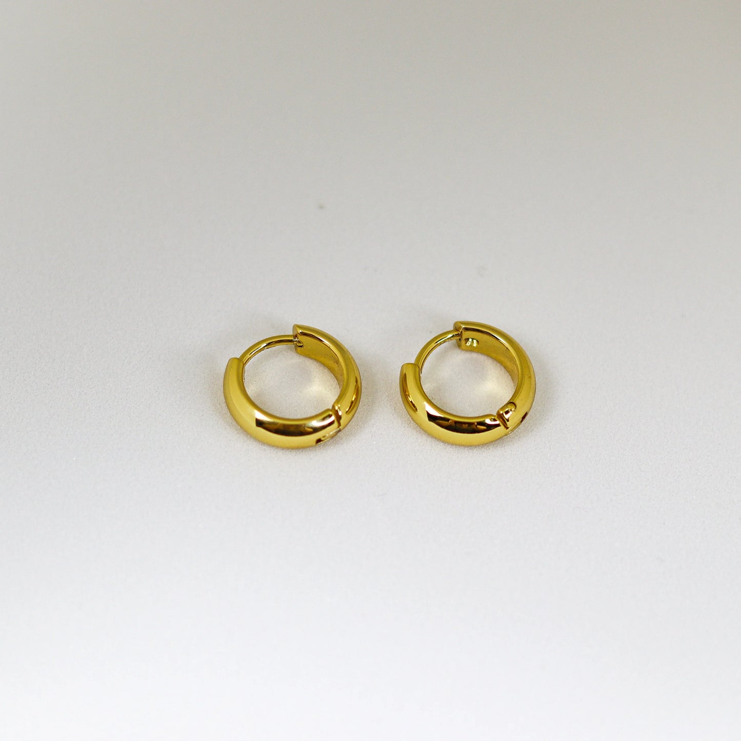 Thick Tube Hoops
