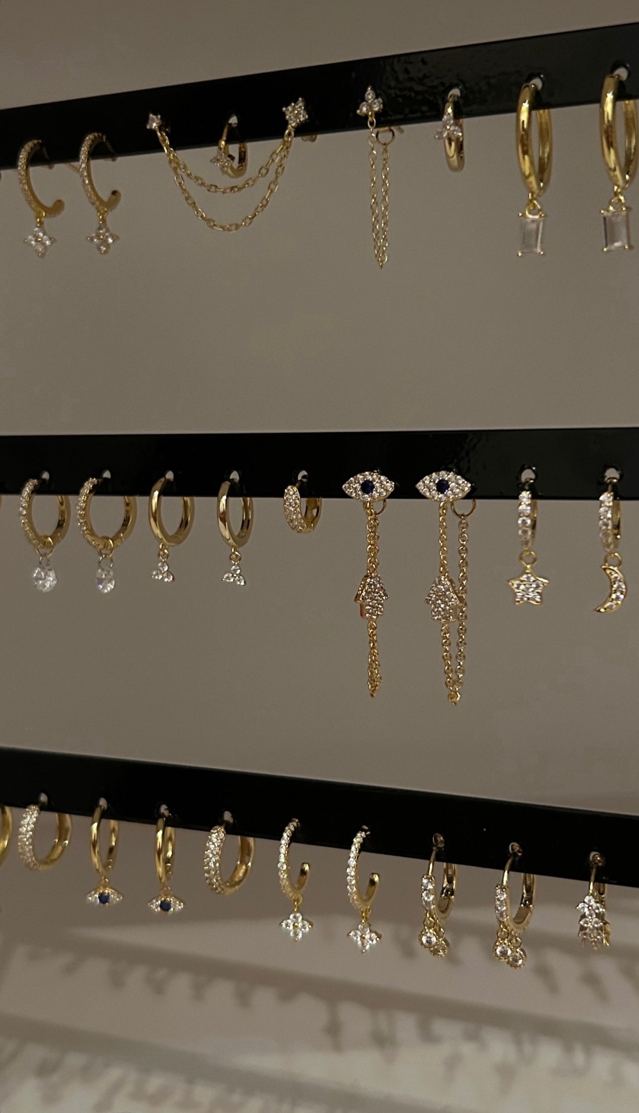 Dainty hoops