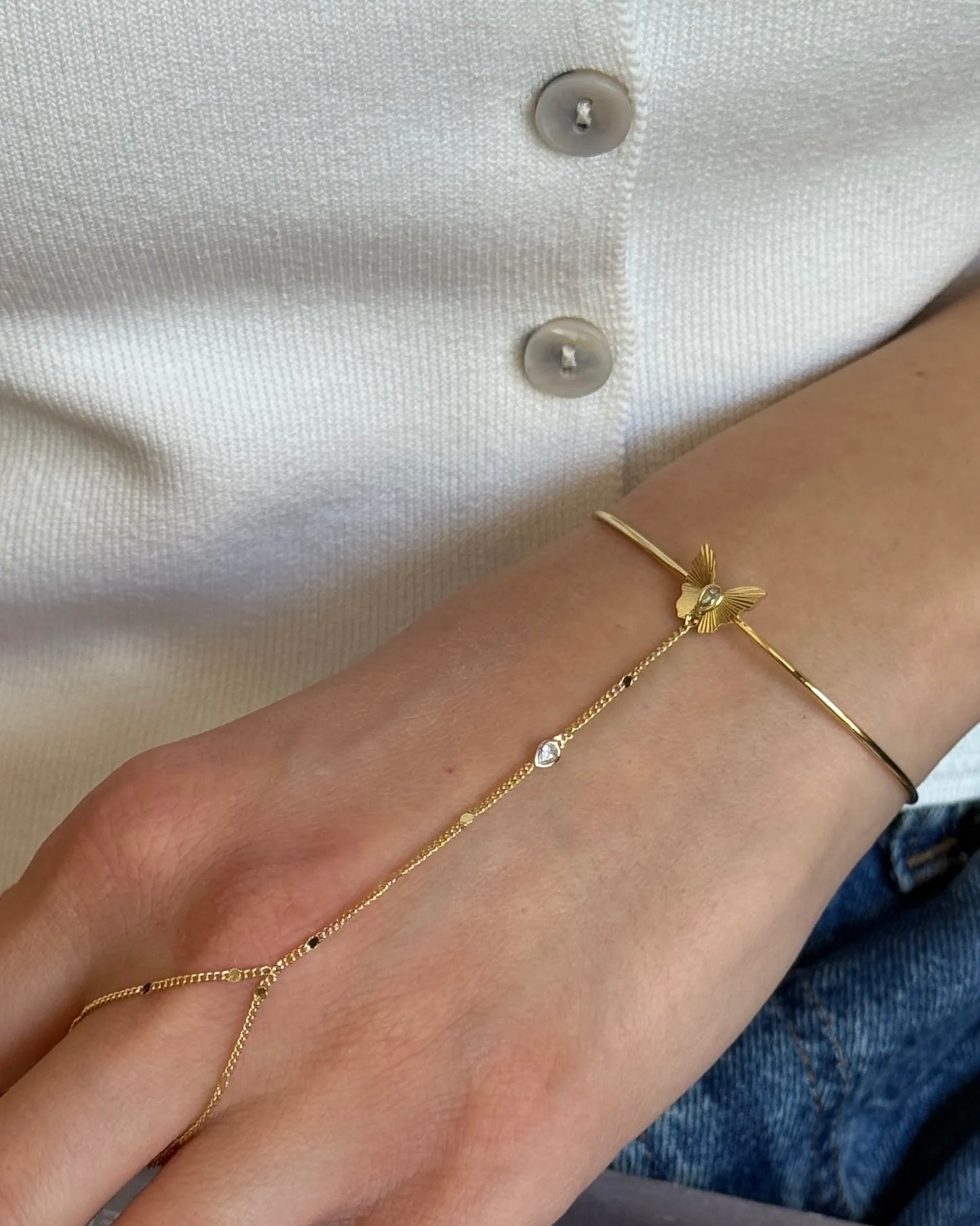 Morph Handchain