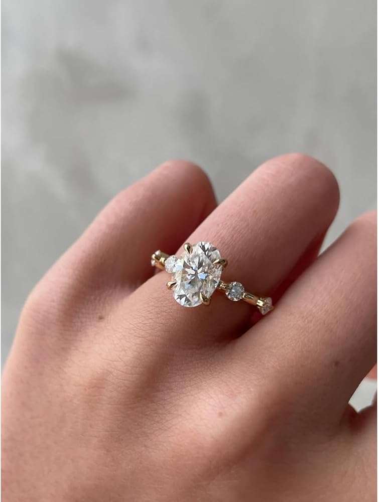 Arwen Moissanite 2.5 CT Oval Cut