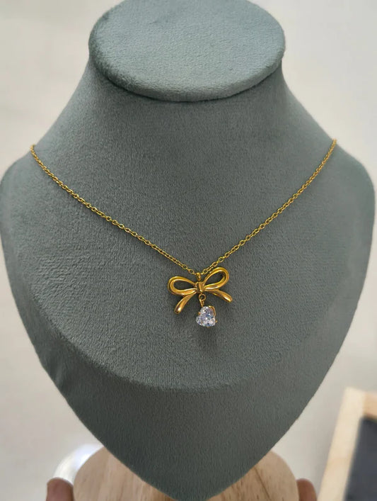 Bow babe Necklace