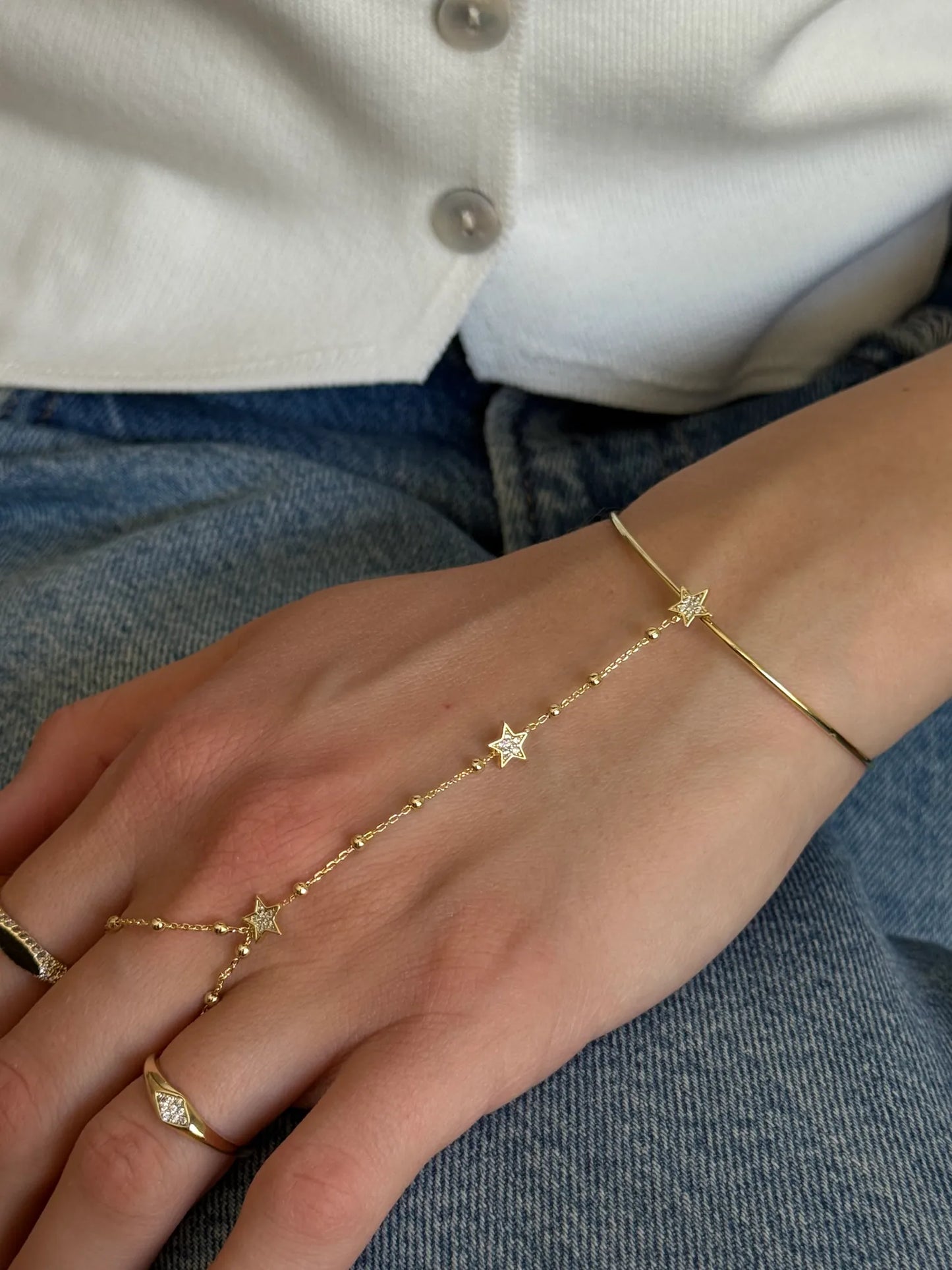 Zircon Star Handchain