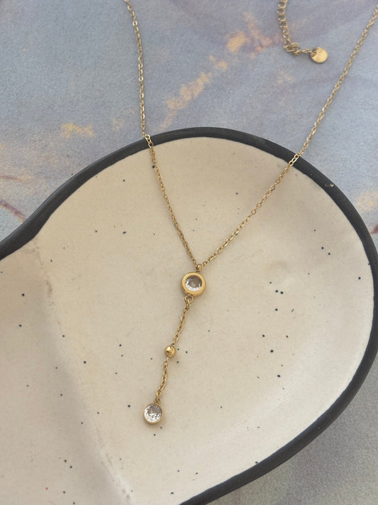 Dropline necklace