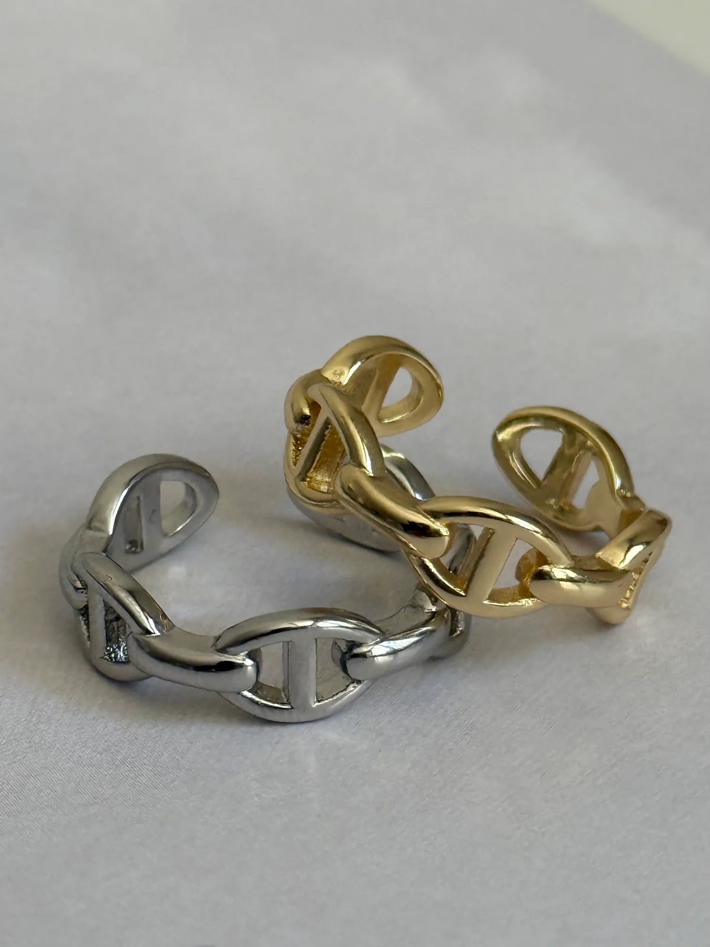 Erio ring