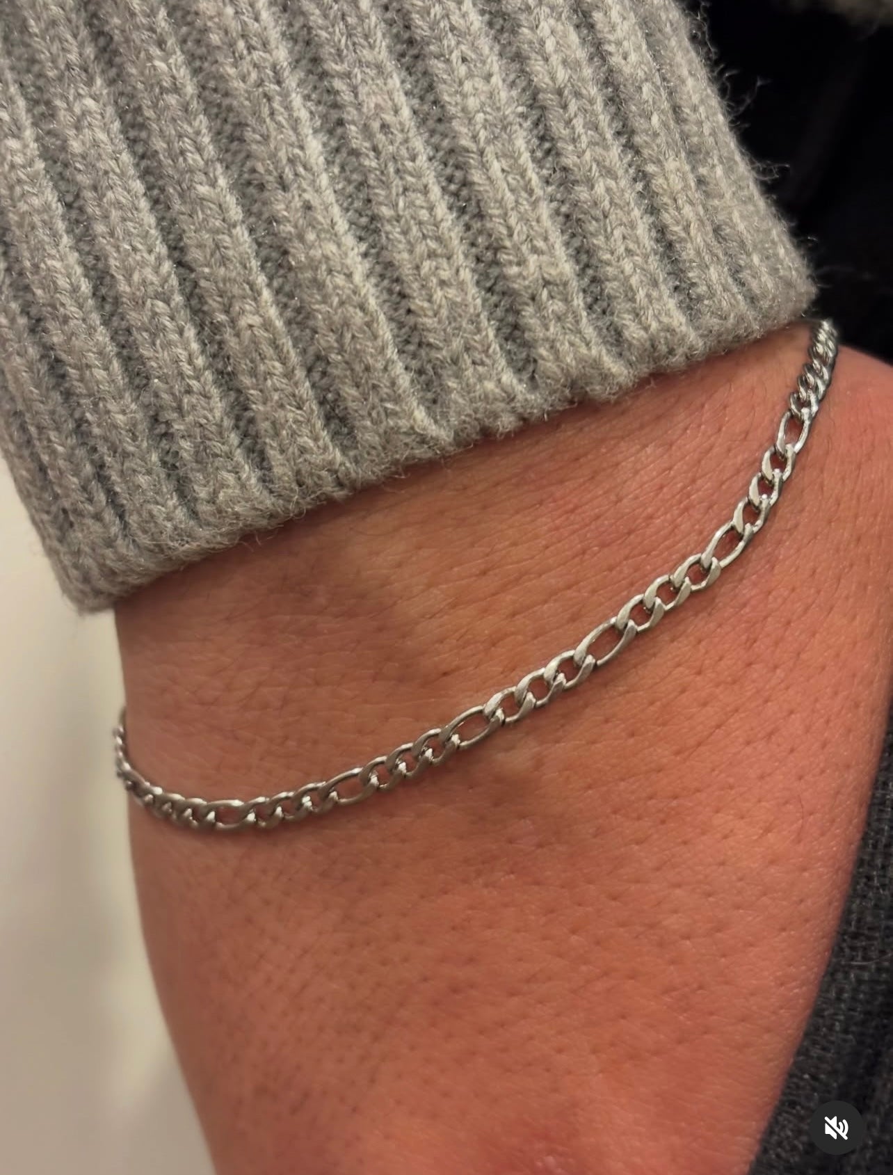 Curb bracelet