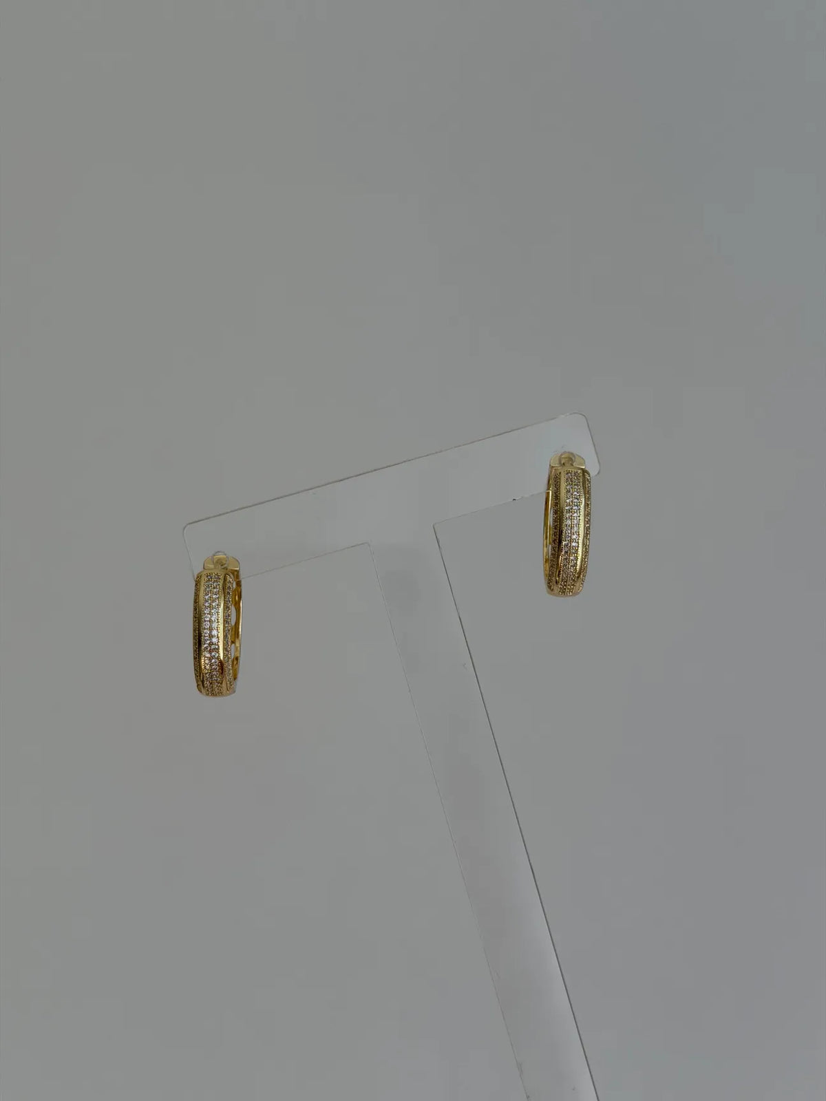 Jolie Hoops