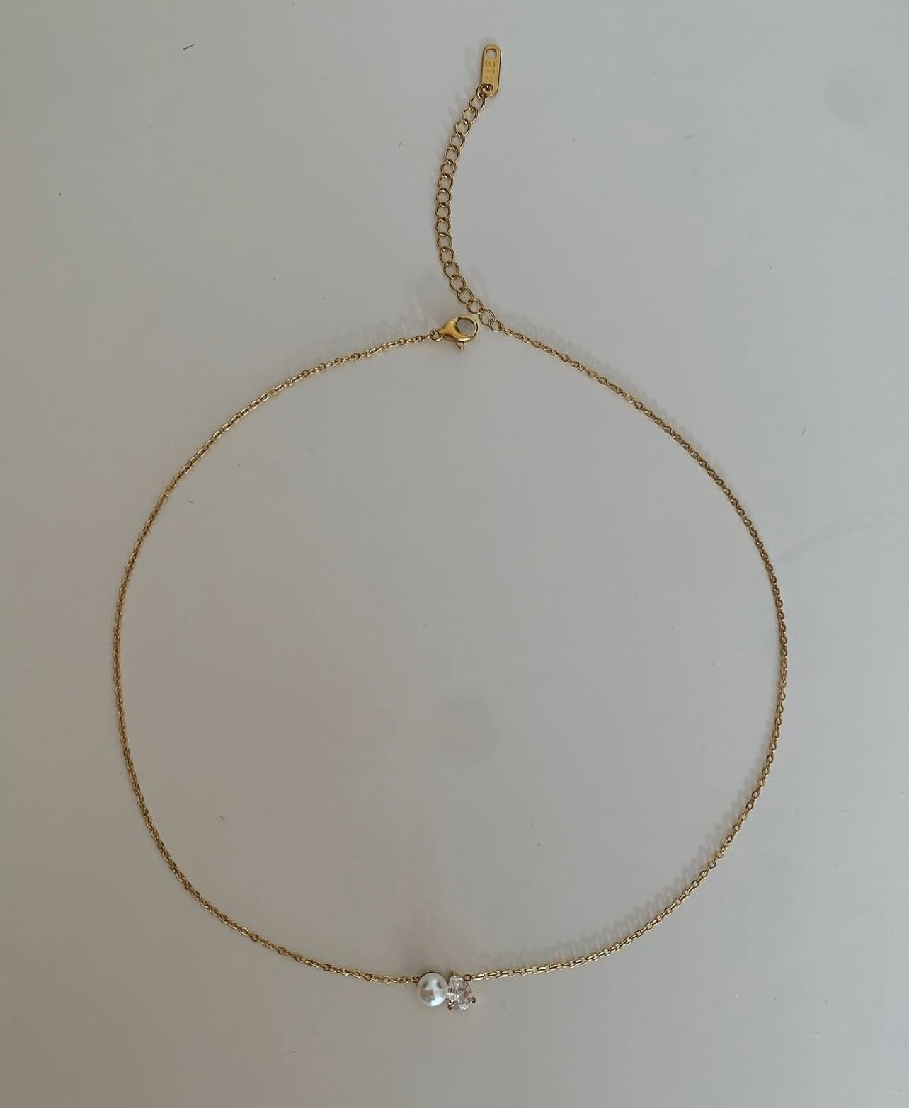 Drop pearly necklace