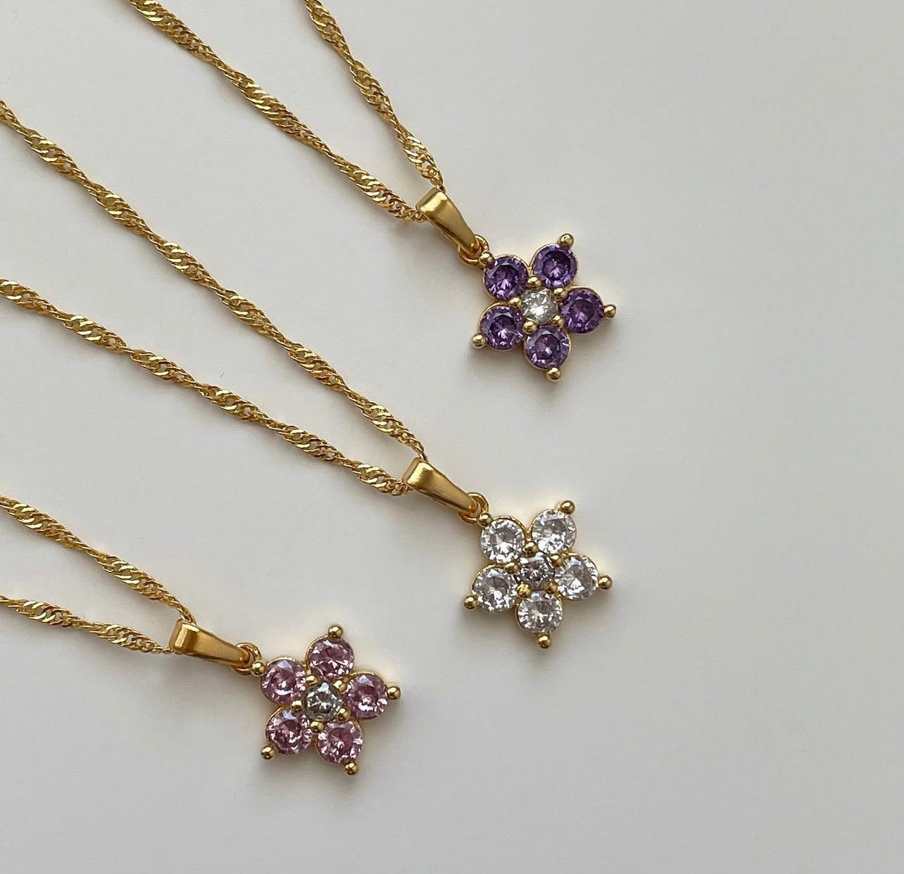 Lilly Necklace