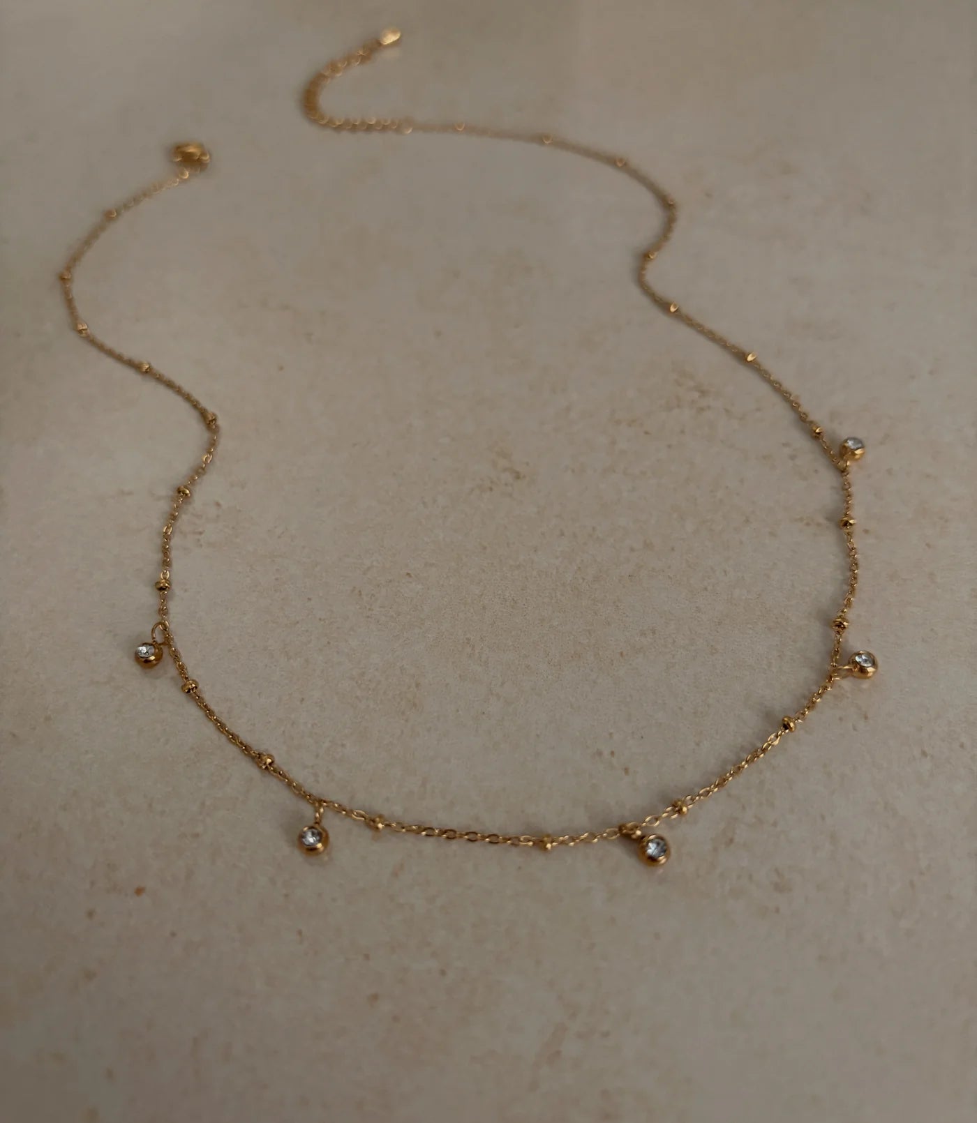 Minimal zirconia chain
