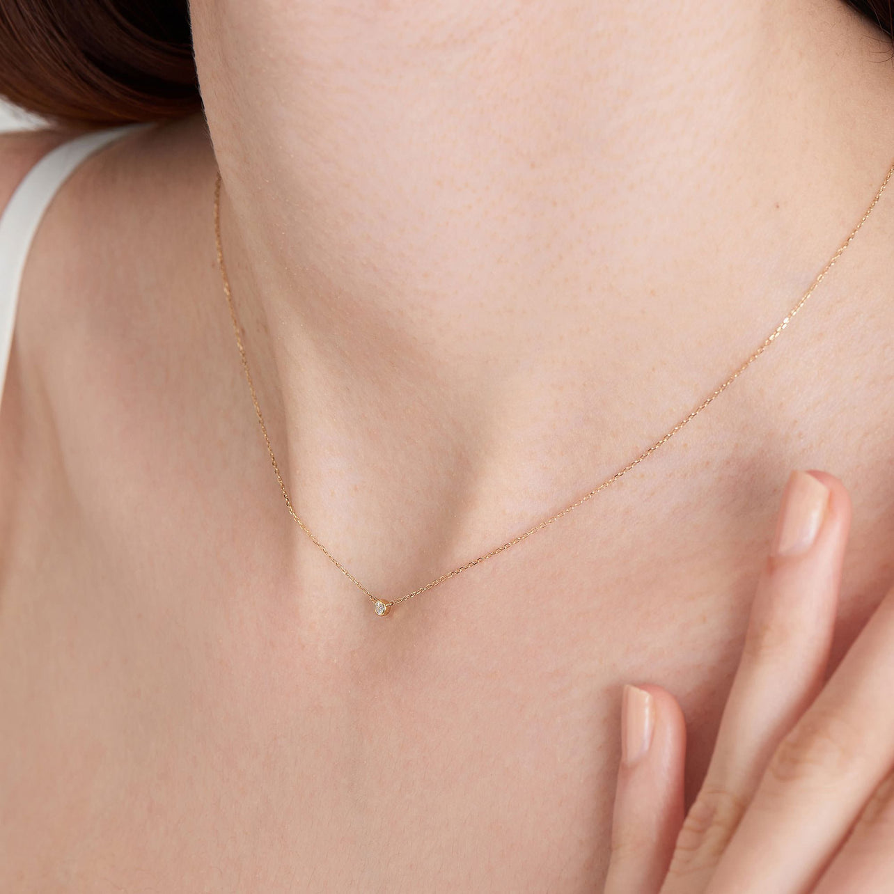 Dainty diamond Necklace