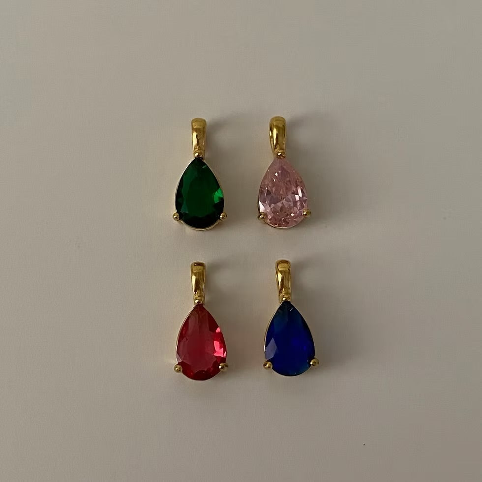 Medium Tear drop