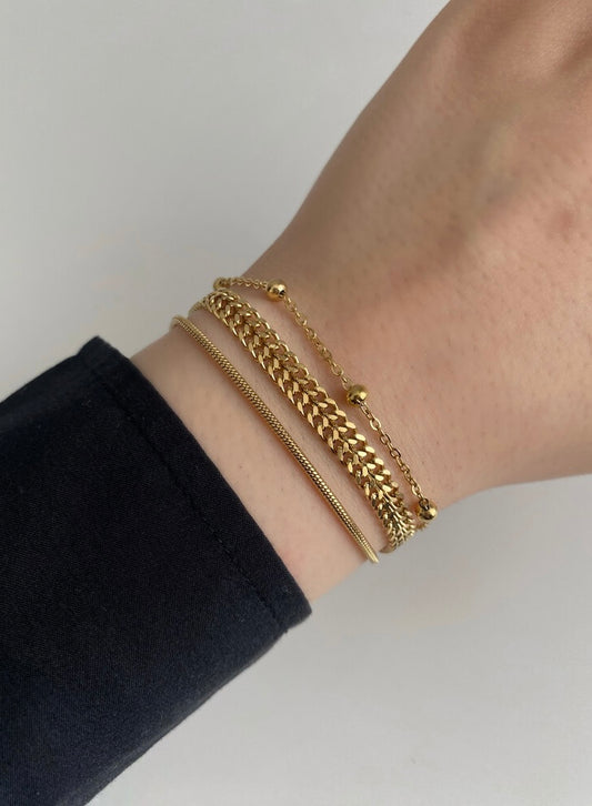 Triple layered bracelet