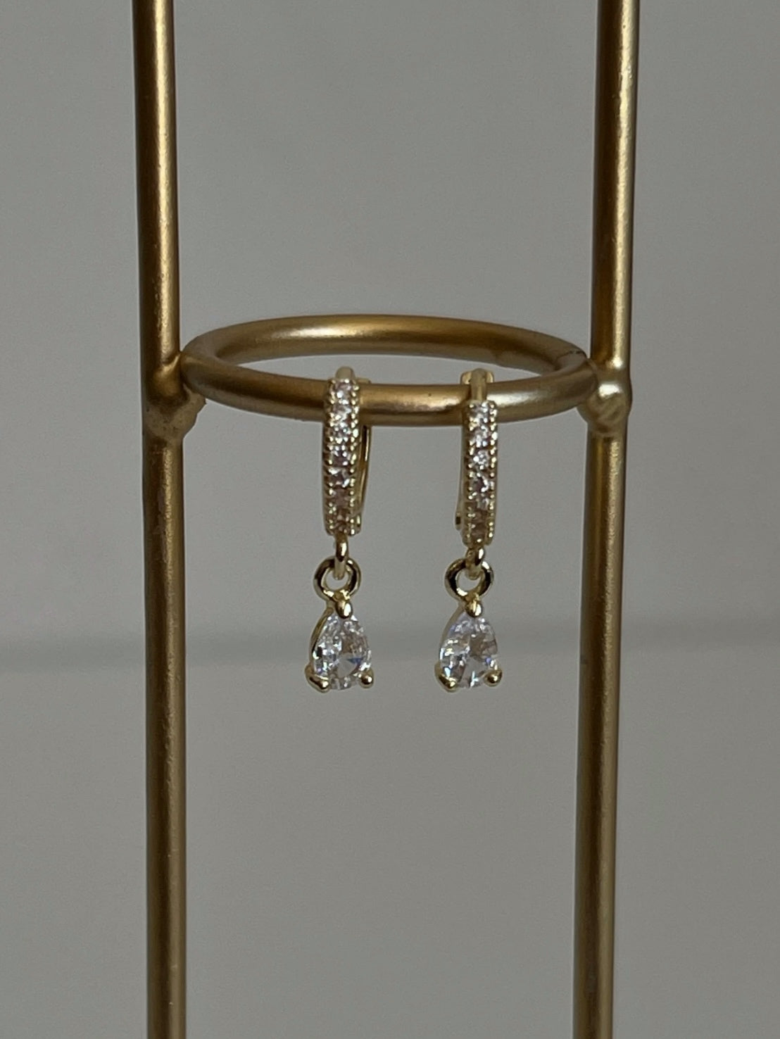 Drop zirconia huggie