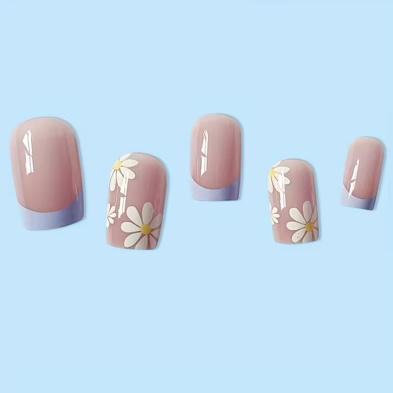 Lilic floral nails
