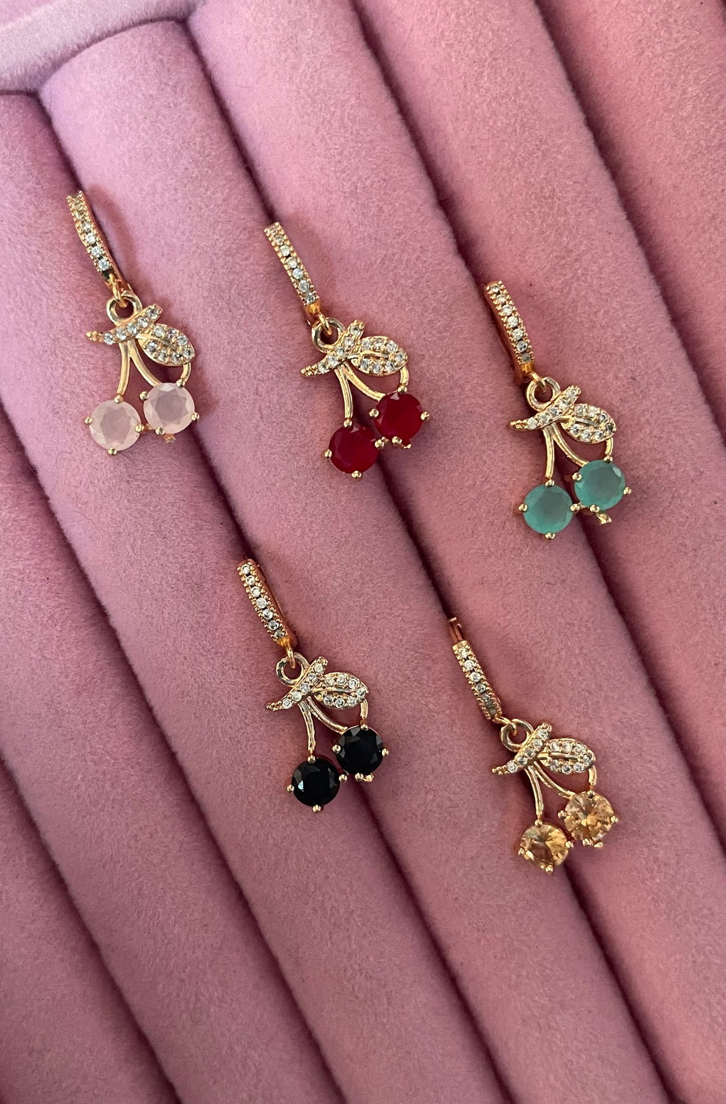 Zircon Cherry hoops