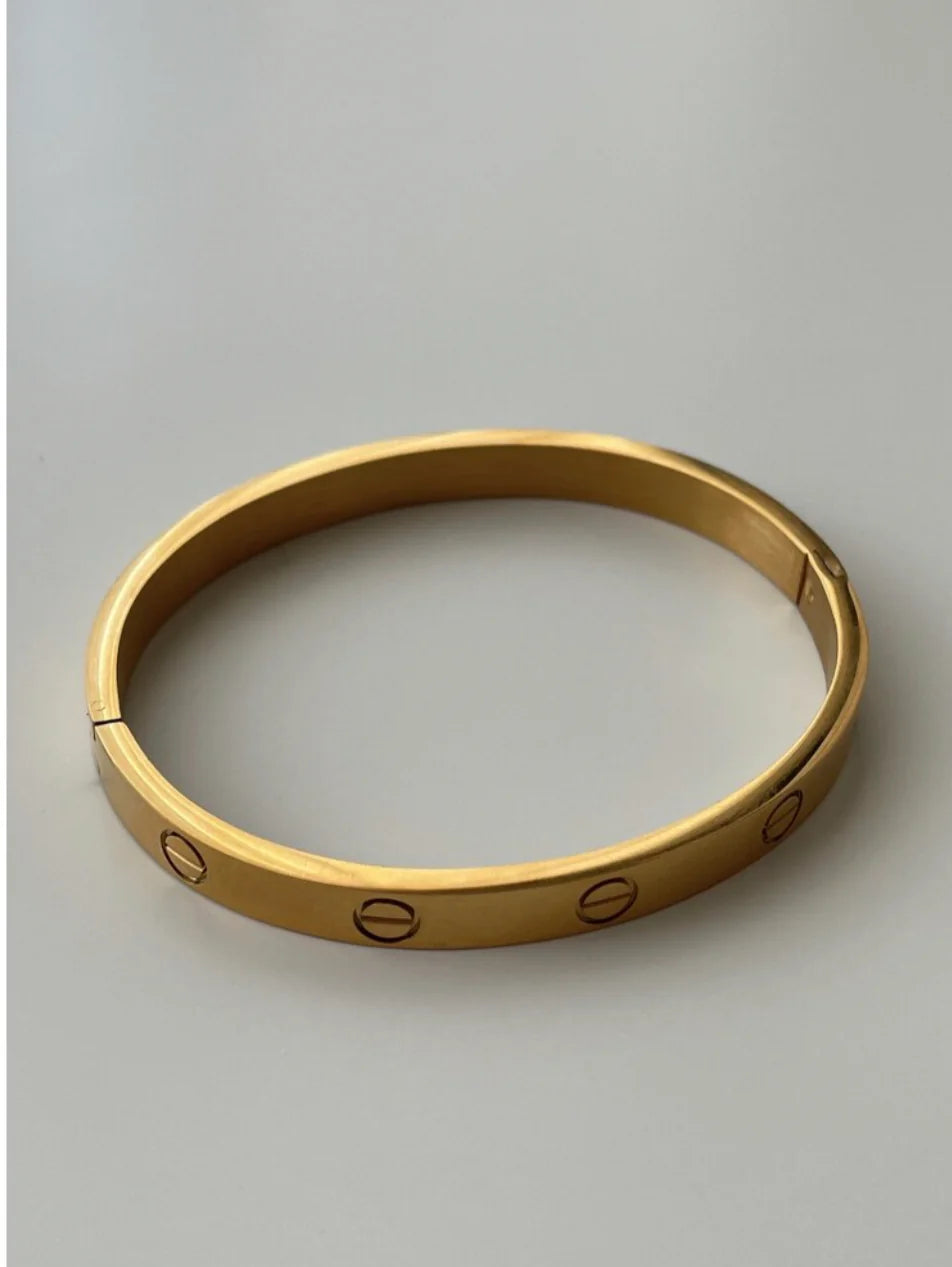 C love Bracelet