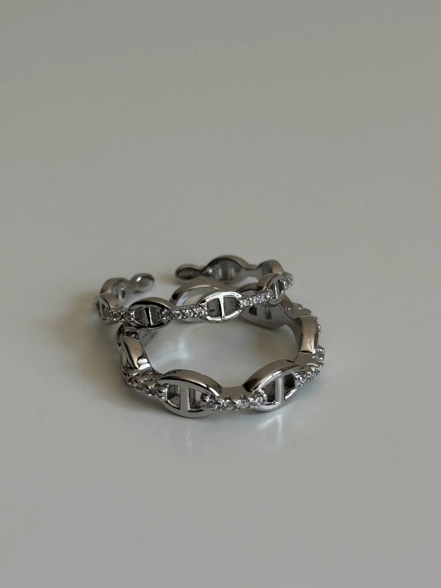 Caratia Ring