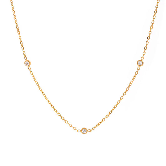 Minimal zirconia necklace