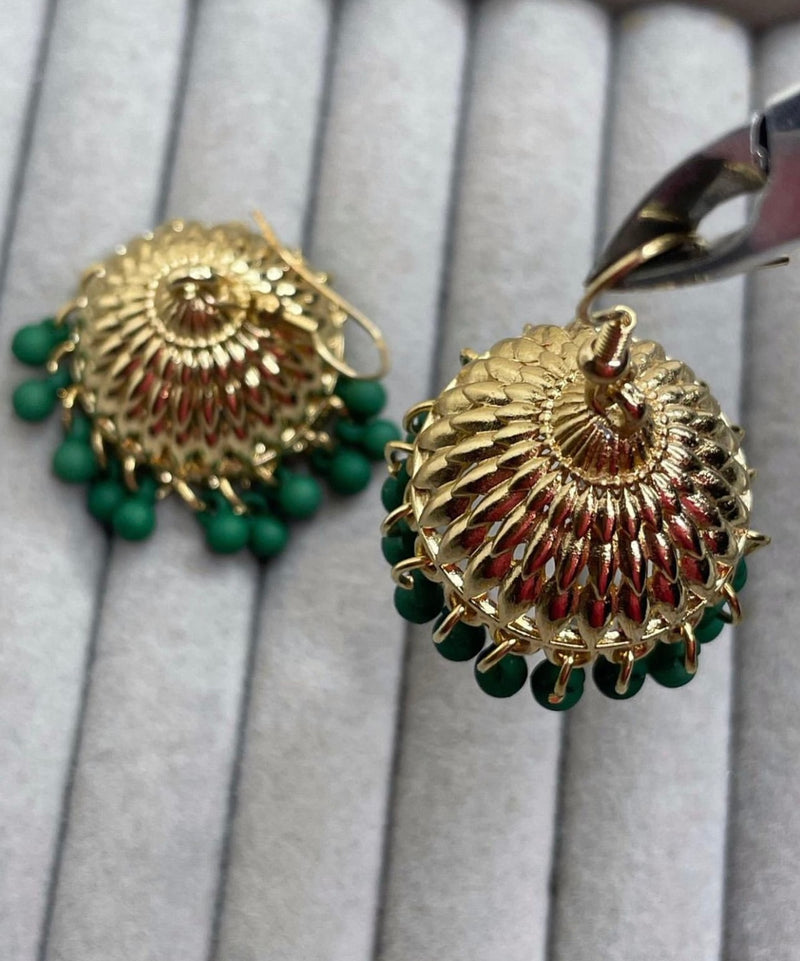 Dangling jhumka